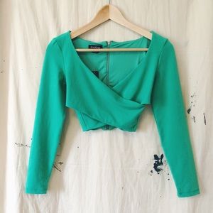 ❌ SOLD || Bebe Wrap Crop Top